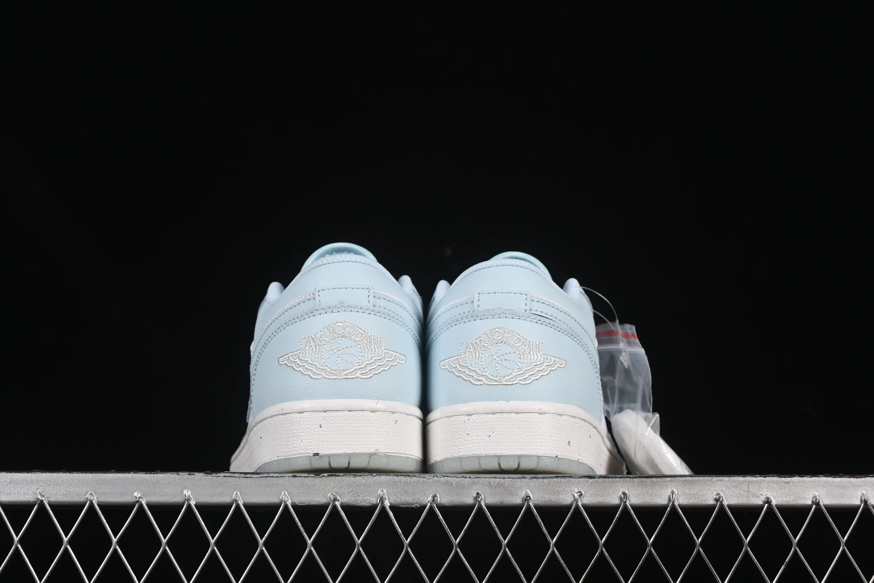 All categories Air Jordan Jordan series basketball shoes Air Jordan 1 Low Air Jordan 1 Low AJ1 Joe 1 mint blue low-top cultural and leisure sports sneakers HJ5999-400